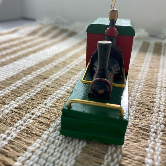 1986 Roman Inc. Evergreen Express wooden Christmas train ornament, numbered 25. - Picture 4 of 8